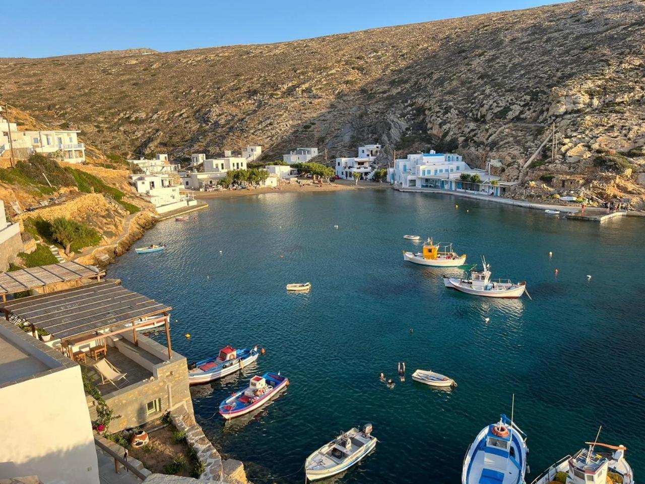 Cherronisos  Psarona Hospitalityゲストハウス エクステリア 写真