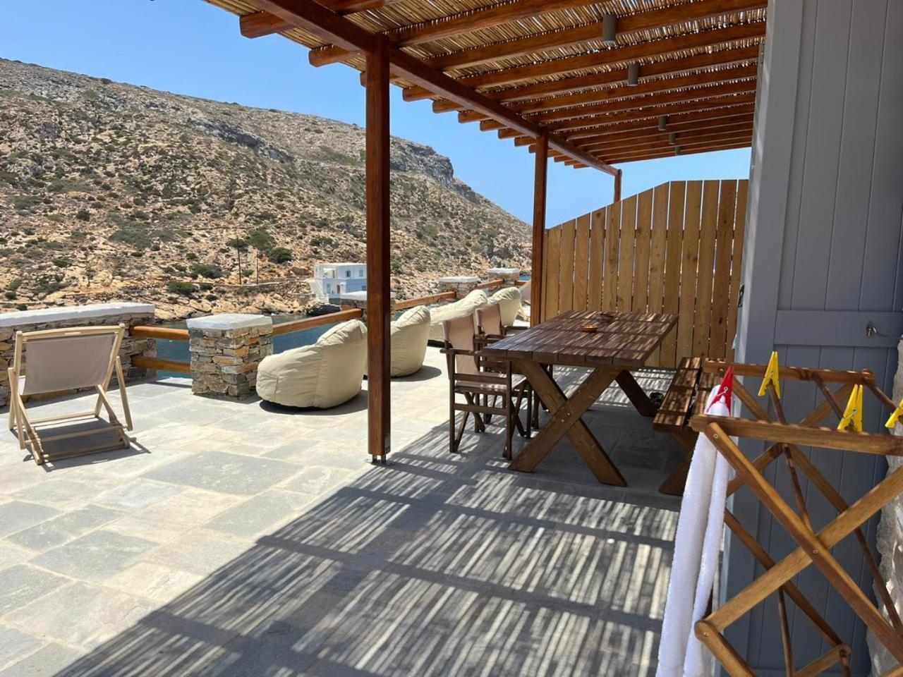 Cherronisos  Psarona Hospitalityゲストハウス エクステリア 写真
